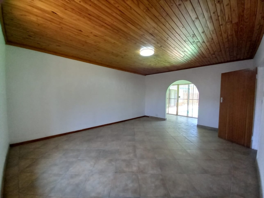 6 Bedroom Property for Sale in Montana Gauteng