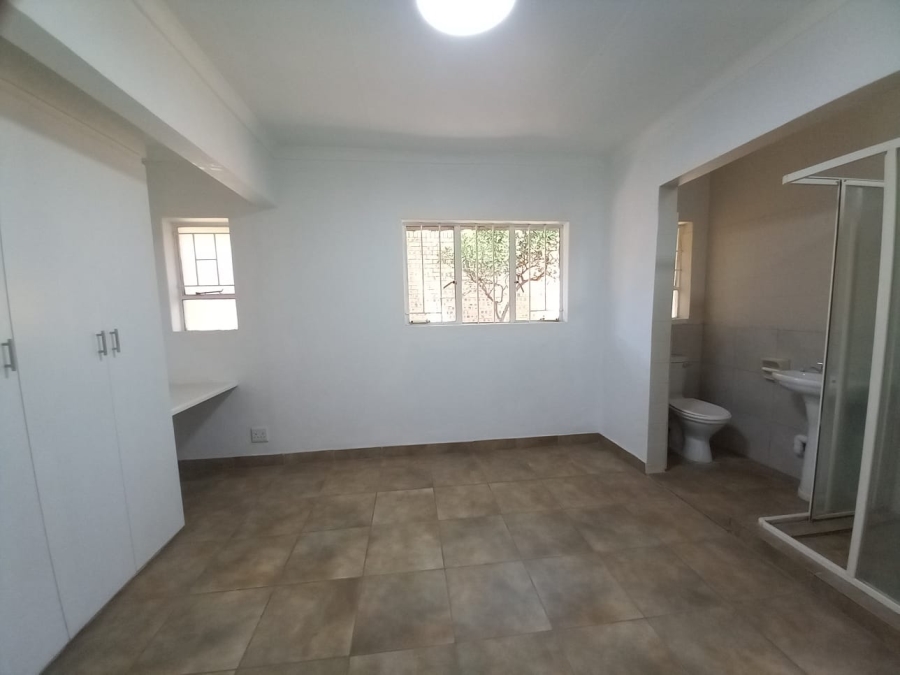 6 Bedroom Property for Sale in Montana Gauteng