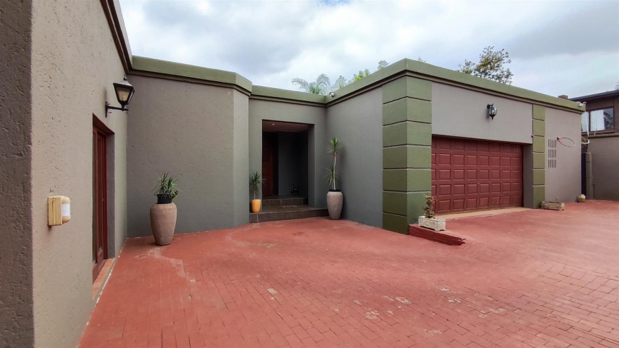 4 Bedroom Property for Sale in Randpark Ridge Gauteng