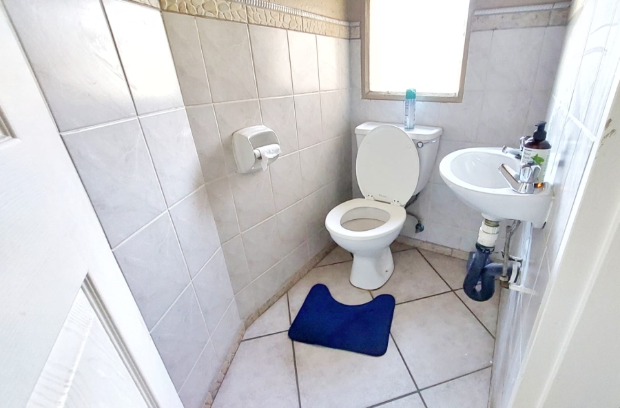 3 Bedroom Property for Sale in Halfway Gardens Gauteng