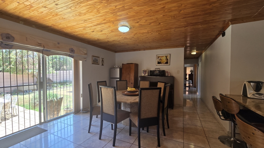 3 Bedroom Property for Sale in Garsfontein Gauteng