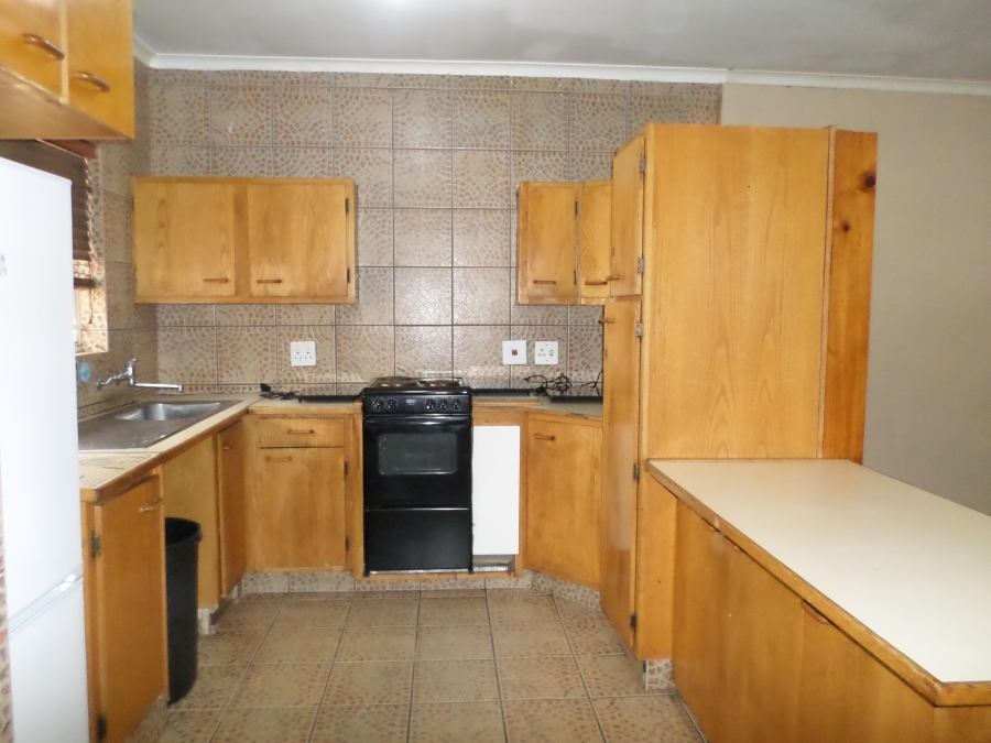 To Let 3 Bedroom Property for Rent in Westdene Gauteng