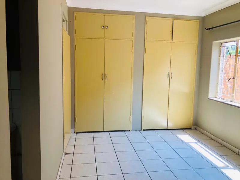 To Let 1 Bedroom Property for Rent in Kempton Park Ah Gauteng