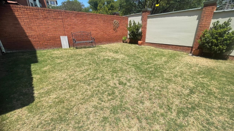 2 Bedroom Property for Sale in Greenstone Hill Gauteng