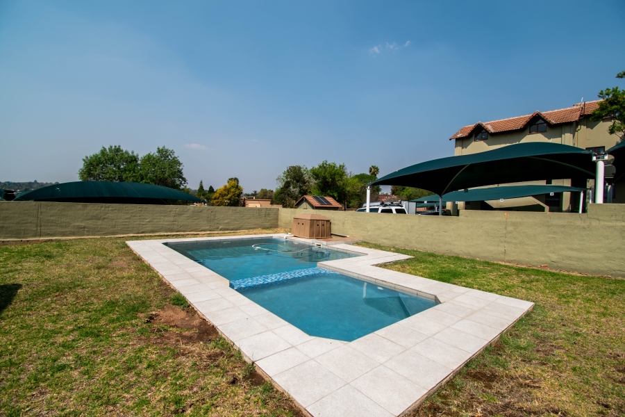 2 Bedroom Property for Sale in Ferndale Gauteng