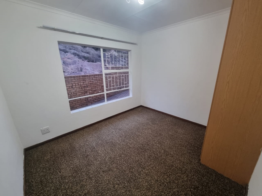 To Let 3 Bedroom Property for Rent in Rangeview Gauteng