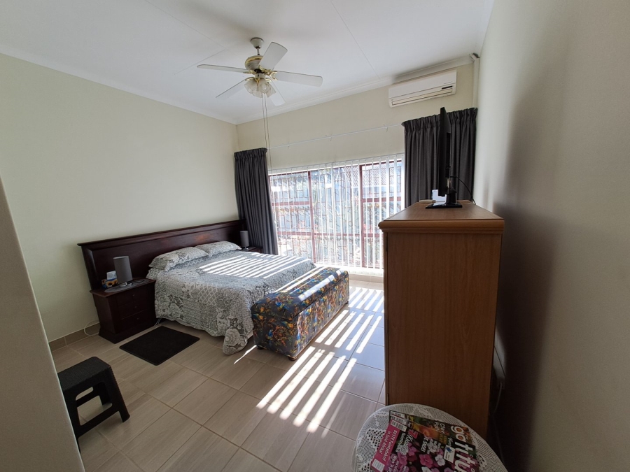 6 Bedroom Property for Sale in Ninapark Gauteng