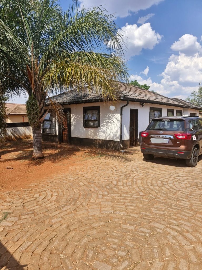 3 Bedroom Property for Sale in The Orchards Gauteng