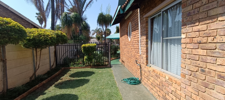 3 Bedroom Property for Sale in Doornpoort Gauteng