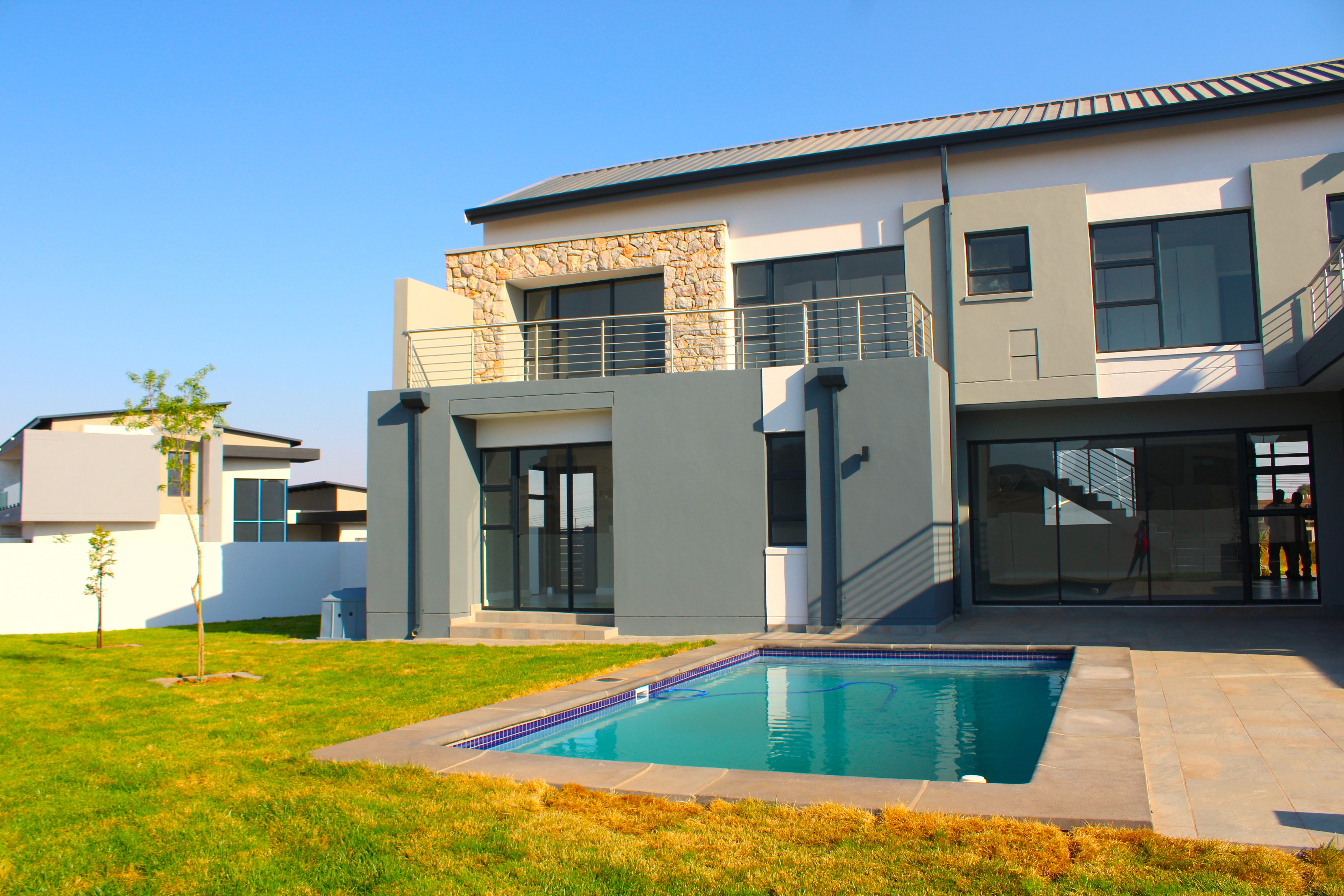 5 Bedroom Property for Sale in Midstream Heights Gauteng