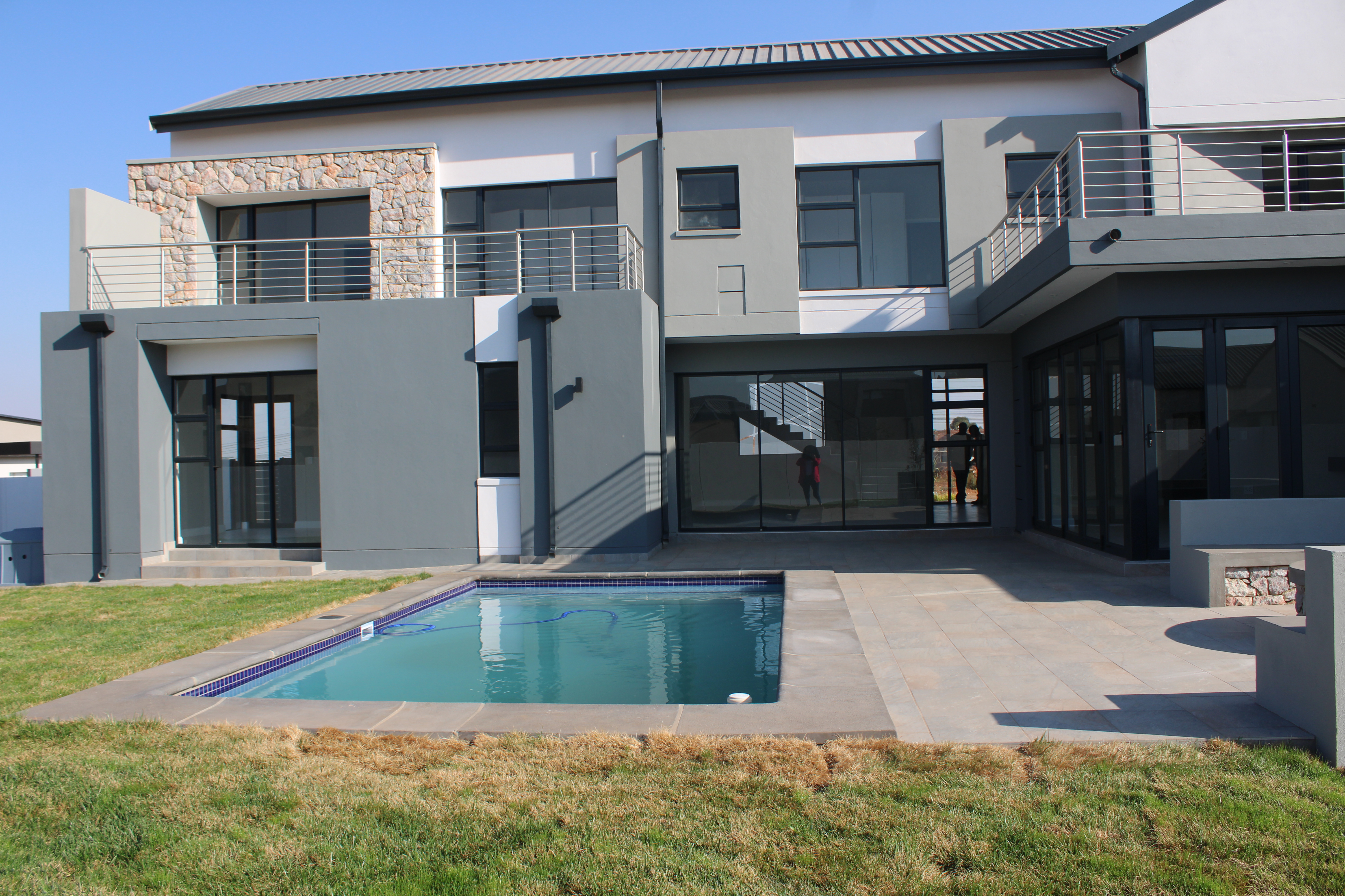 5 Bedroom Property for Sale in Midstream Heights Gauteng