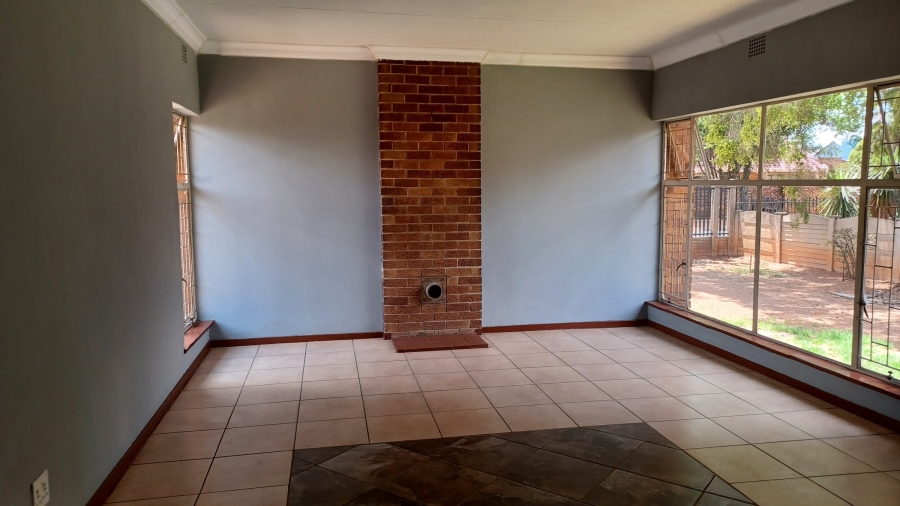 3 Bedroom Property for Sale in Vanderbijlpark SE 6 Gauteng