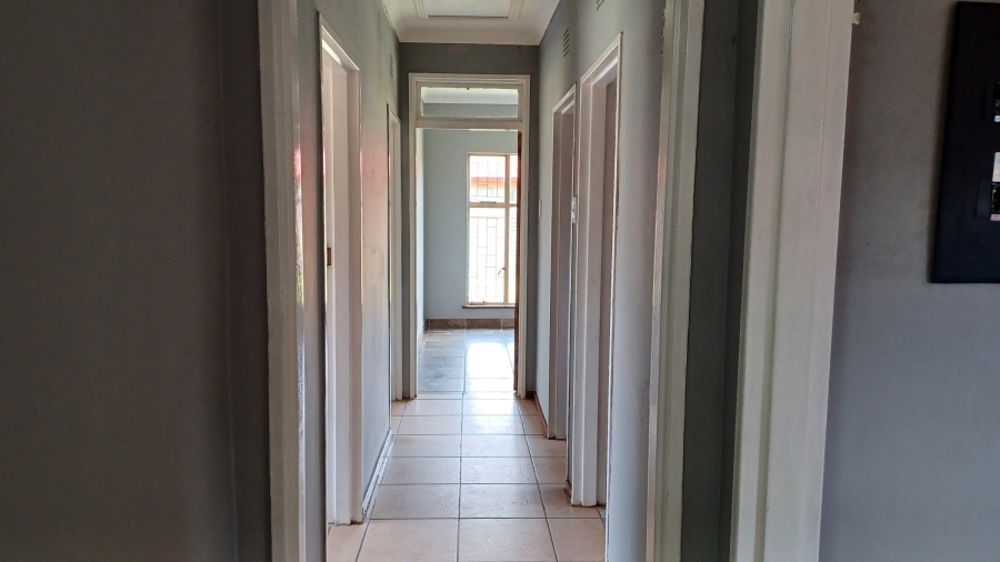 3 Bedroom Property for Sale in Vanderbijlpark SE 6 Gauteng