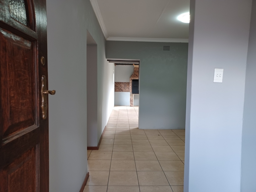 3 Bedroom Property for Sale in Vanderbijlpark SE 6 Gauteng