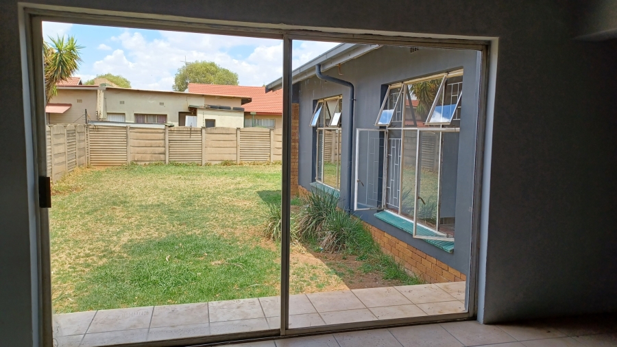 3 Bedroom Property for Sale in Vanderbijlpark SE 6 Gauteng