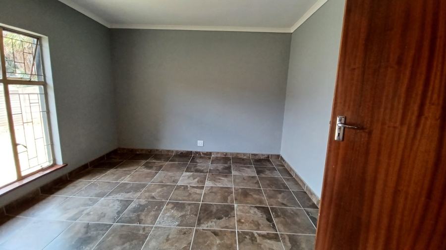 3 Bedroom Property for Sale in Vanderbijlpark SE 6 Gauteng