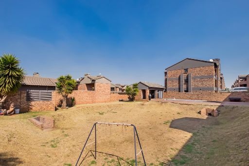 To Let 2 Bedroom Property for Rent in Ravenswood Gauteng