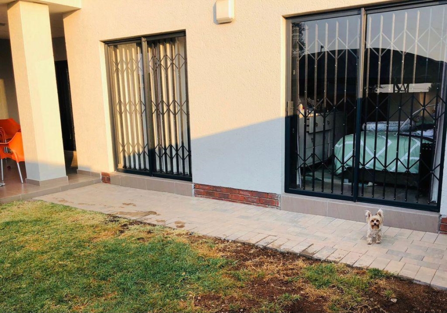 To Let 2 Bedroom Property for Rent in Kyalami Ah Gauteng