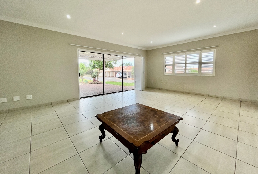 3 Bedroom Property for Sale in The Retreat Gauteng