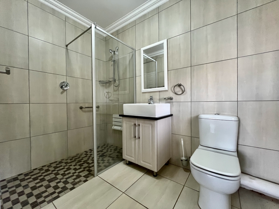 3 Bedroom Property for Sale in The Retreat Gauteng