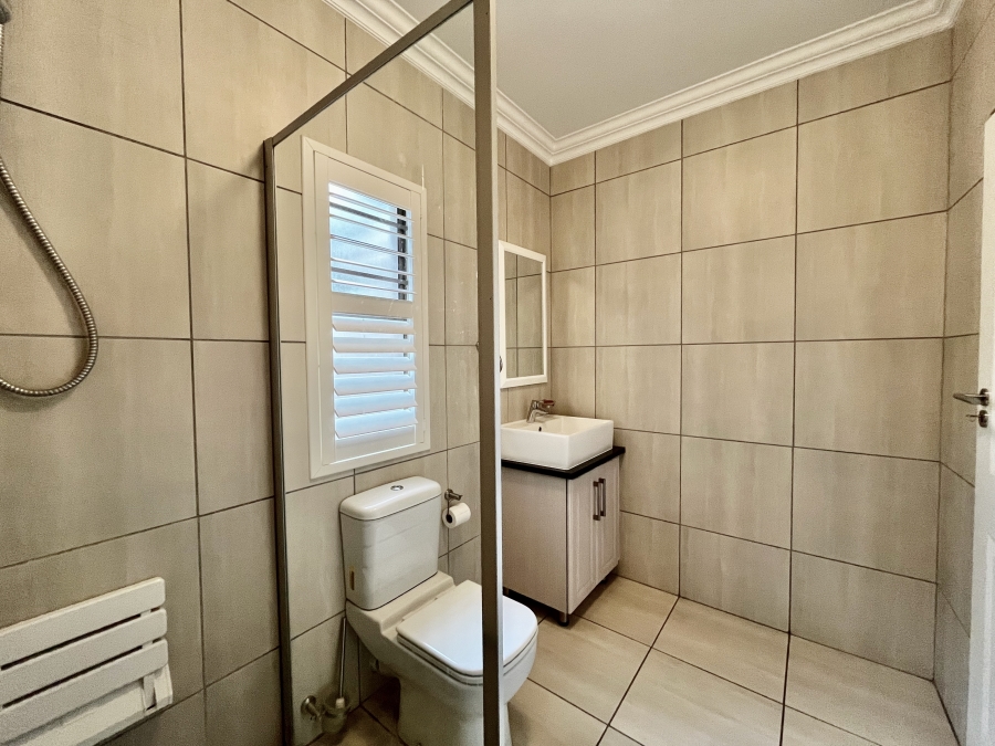 3 Bedroom Property for Sale in The Retreat Gauteng