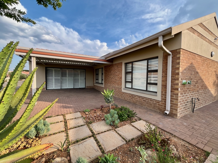 3 Bedroom Property for Sale in The Retreat Gauteng