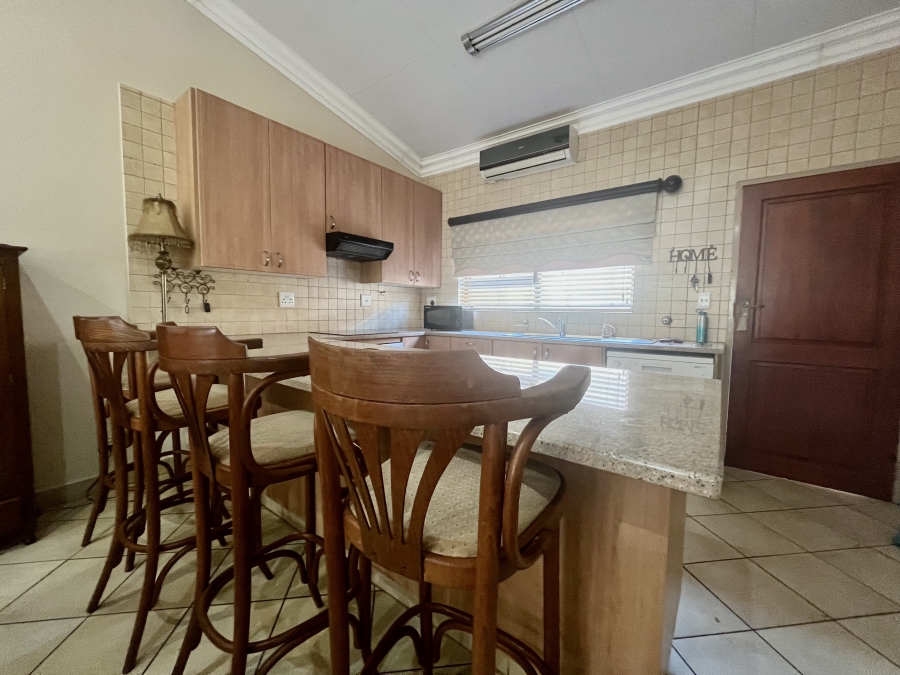 1 Bedroom Property for Sale in The Retreat Gauteng