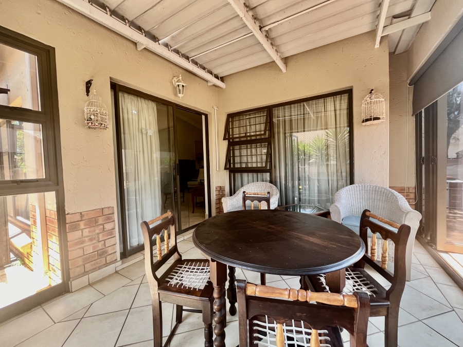 1 Bedroom Property for Sale in The Retreat Gauteng