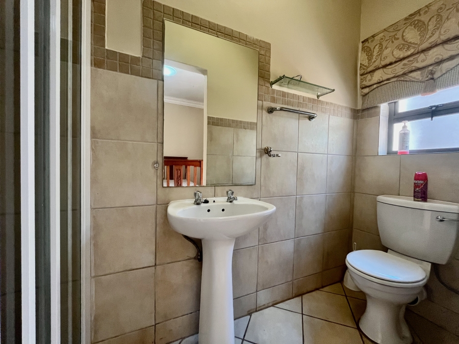 1 Bedroom Property for Sale in The Retreat Gauteng