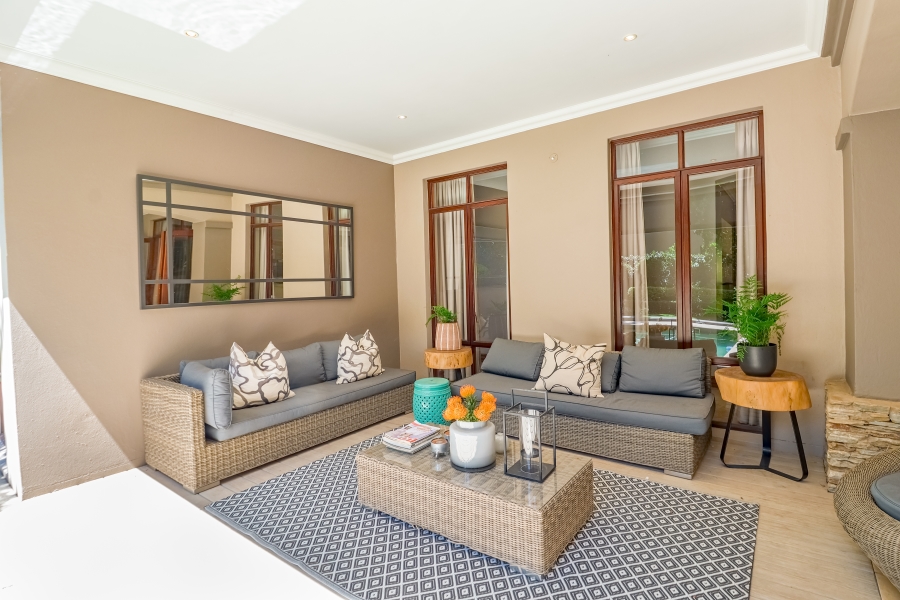 4 Bedroom Property for Sale in Silver Lakes Golf Estate Gauteng