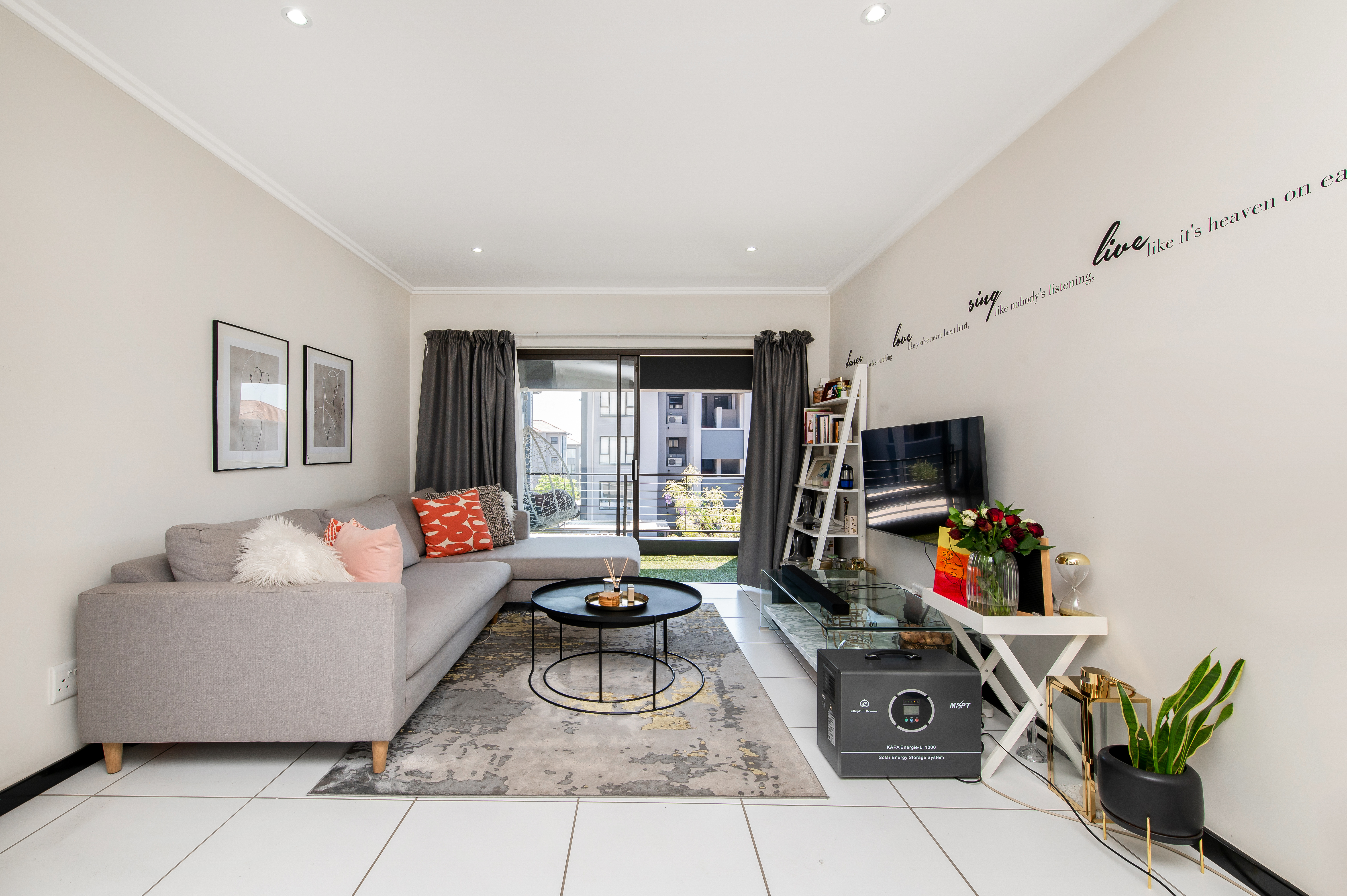 1 Bedroom Property for Sale in Lonehill Gauteng
