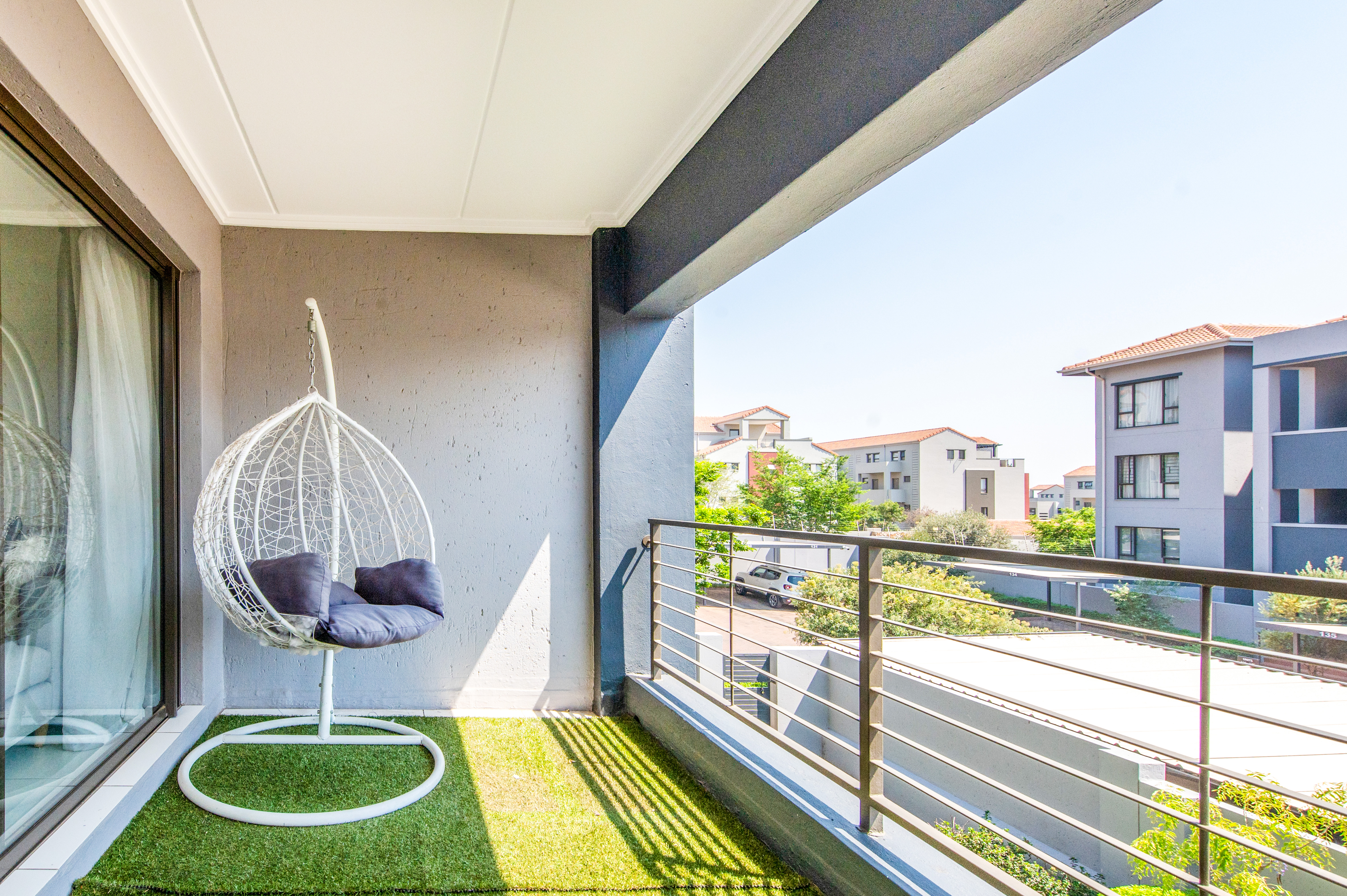 1 Bedroom Property for Sale in Lonehill Gauteng