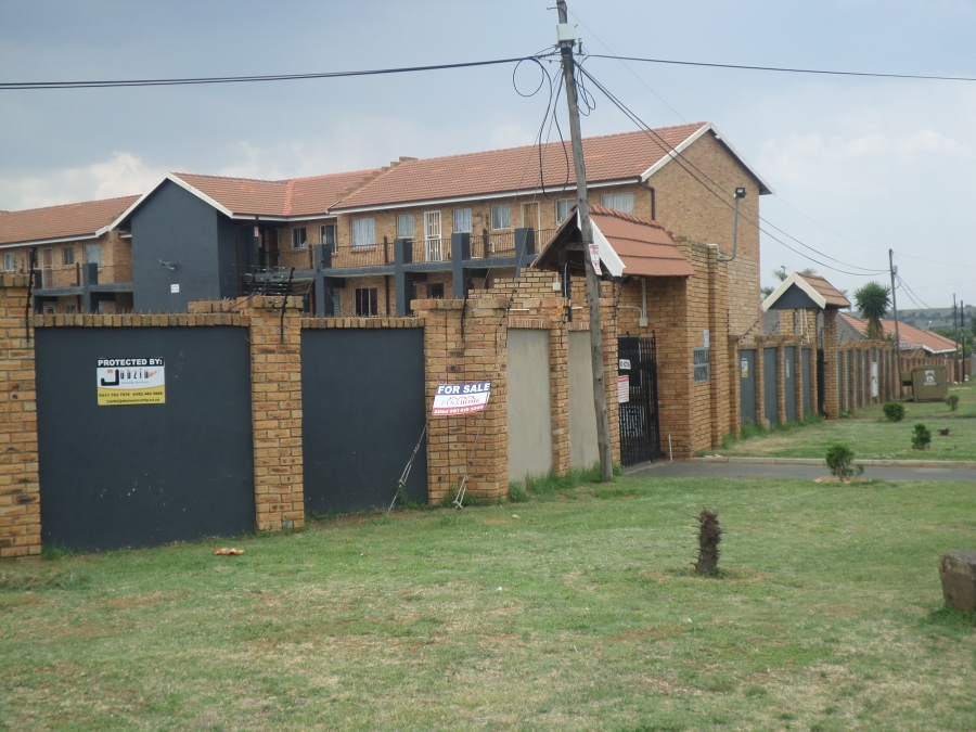 3 Bedroom Property for Sale in Greenhills Gauteng