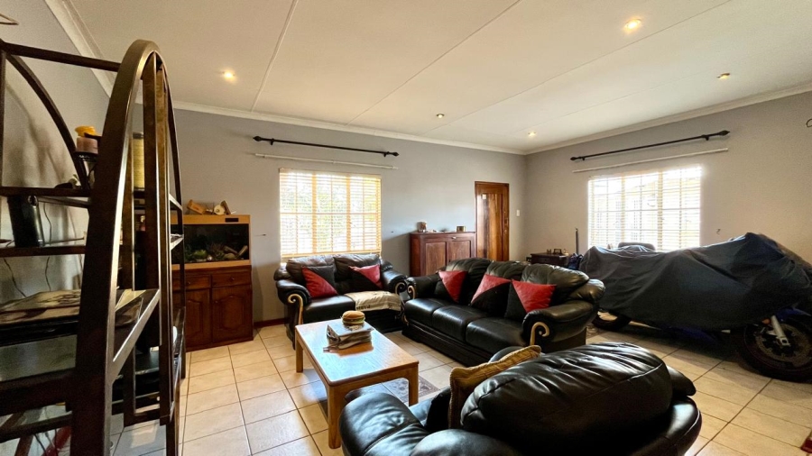 3 Bedroom Property for Sale in Brakpan Central Gauteng