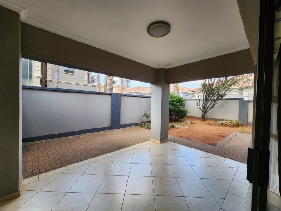 3 Bedroom Property for Sale in Kenleaf Gauteng