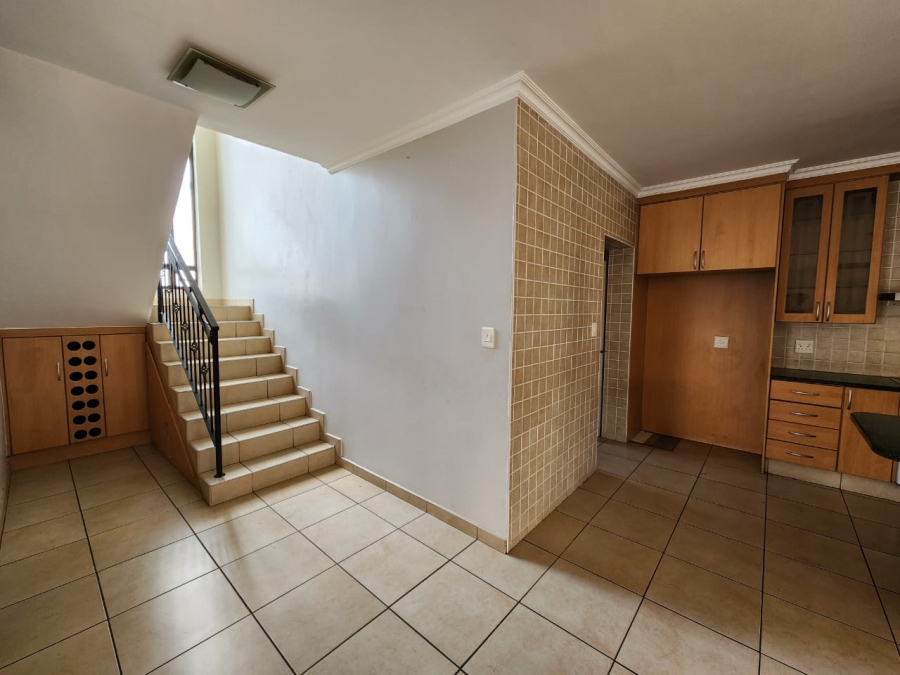 3 Bedroom Property for Sale in Kenleaf Gauteng