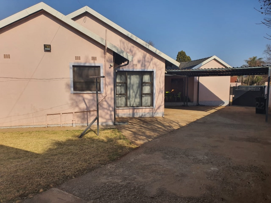 3 Bedroom Property for Sale in Dalpark Proper Gauteng