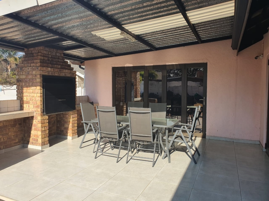 3 Bedroom Property for Sale in Dalpark Proper Gauteng