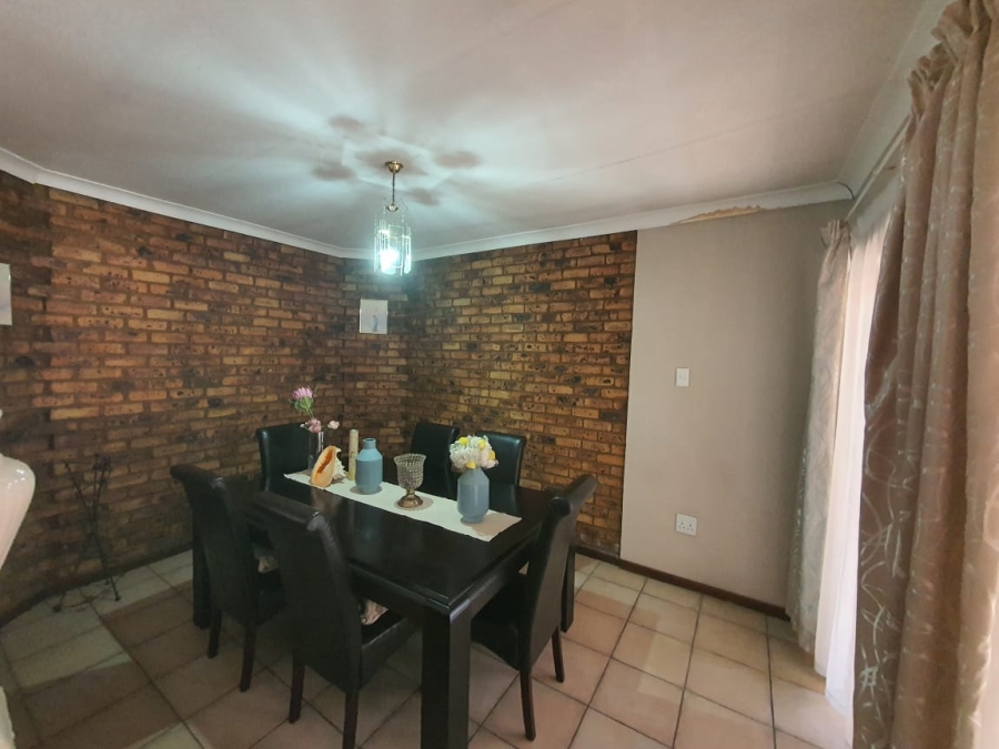 3 Bedroom Property for Sale in Dalpark Proper Gauteng