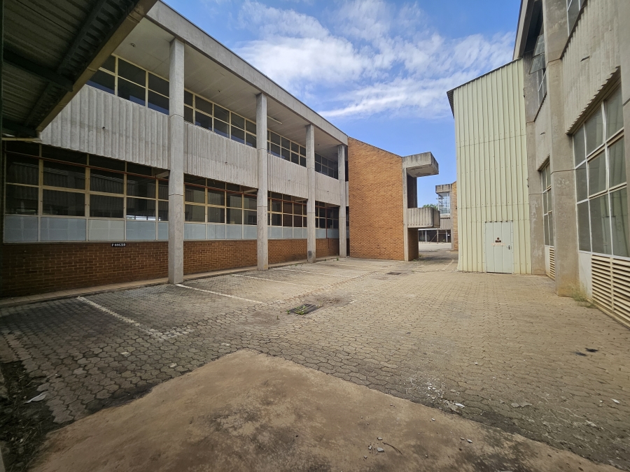 To Let commercial Property for Rent in Sunderland Ridge Gauteng