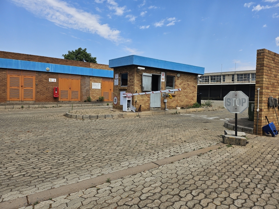 To Let commercial Property for Rent in Sunderland Ridge Gauteng