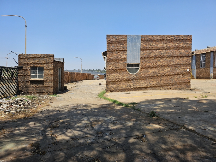 To Let commercial Property for Rent in Sunderland Ridge Gauteng