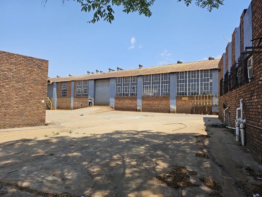 To Let commercial Property for Rent in Sunderland Ridge Gauteng