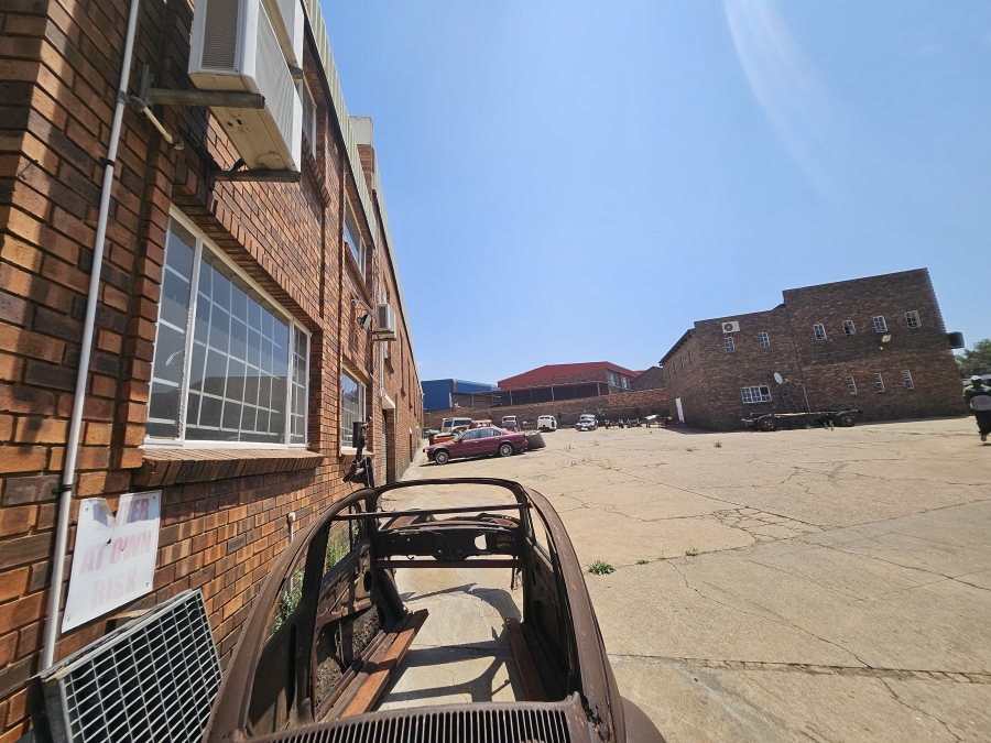 To Let commercial Property for Rent in Sunderland Ridge Gauteng