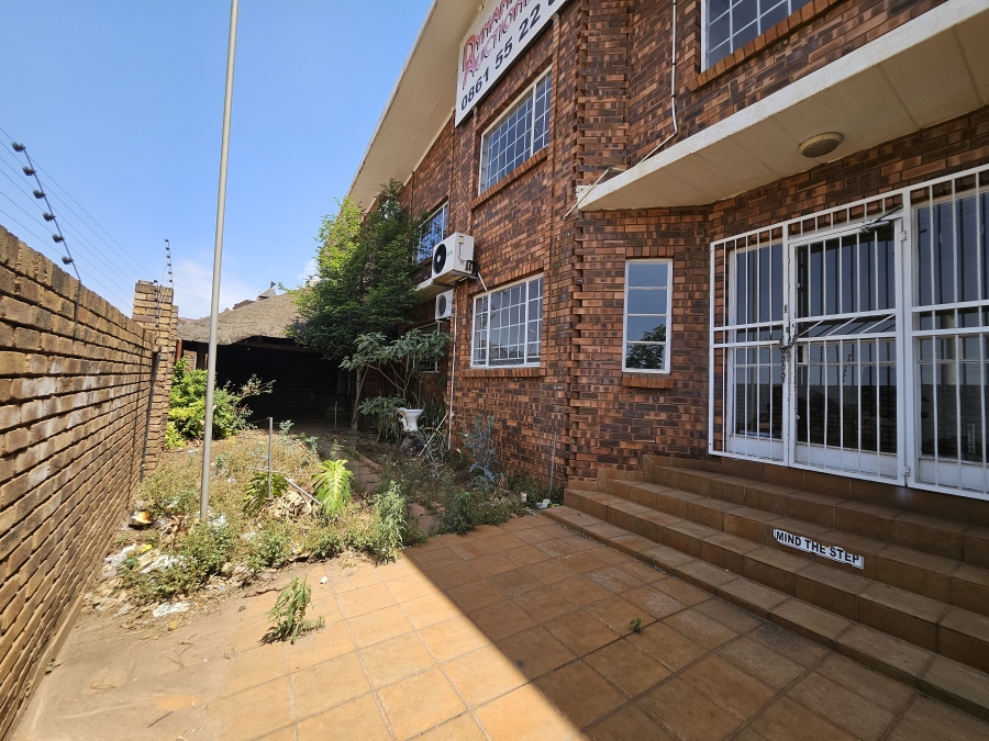 To Let commercial Property for Rent in Sunderland Ridge Gauteng