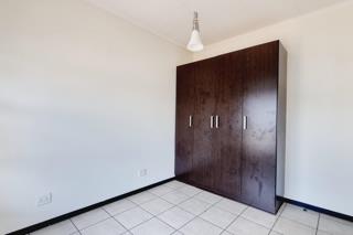 2 Bedroom Property for Sale in Greenstone Gate Gauteng