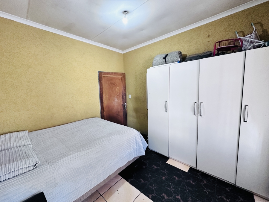 4 Bedroom Property for Sale in Gosforth Park Gauteng