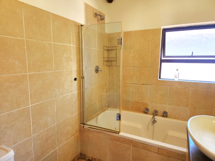 4 Bedroom Property for Sale in Doringkloof Gauteng