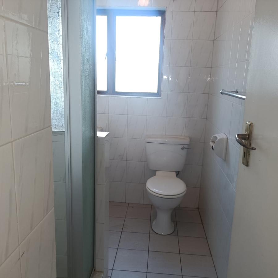 To Let 3 Bedroom Property for Rent in Victory Park Gauteng