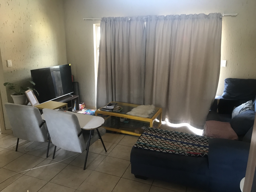 To Let 2 Bedroom Property for Rent in Lonehill Gauteng